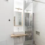 Historical Center 5 *