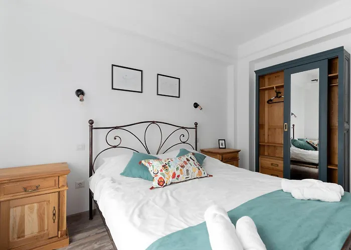 アパート Historical Center 5 ブカレスト